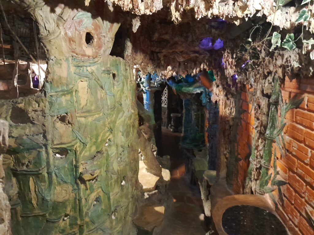 Walls made from brick and glass.